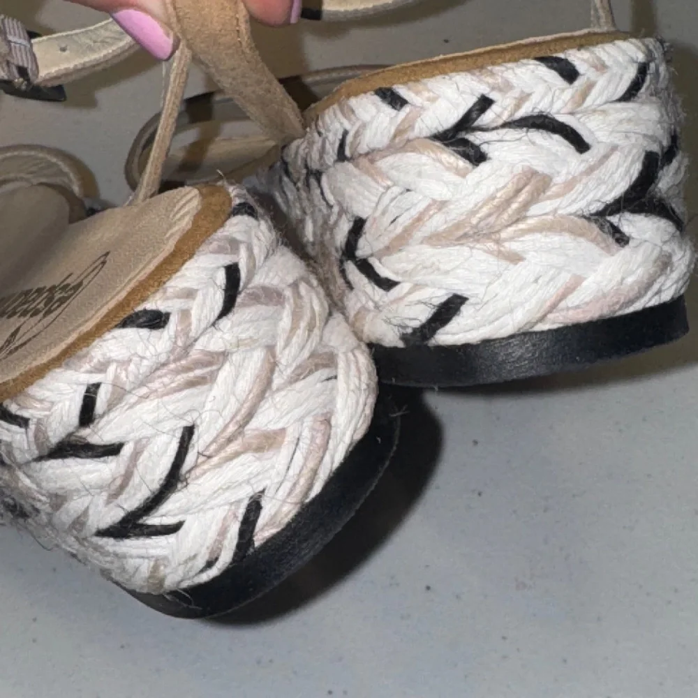 EUC Espadrilles Brand Made in Spain Platform Sandal Ankle Strap Size 38 EU - Picture 5 of 7